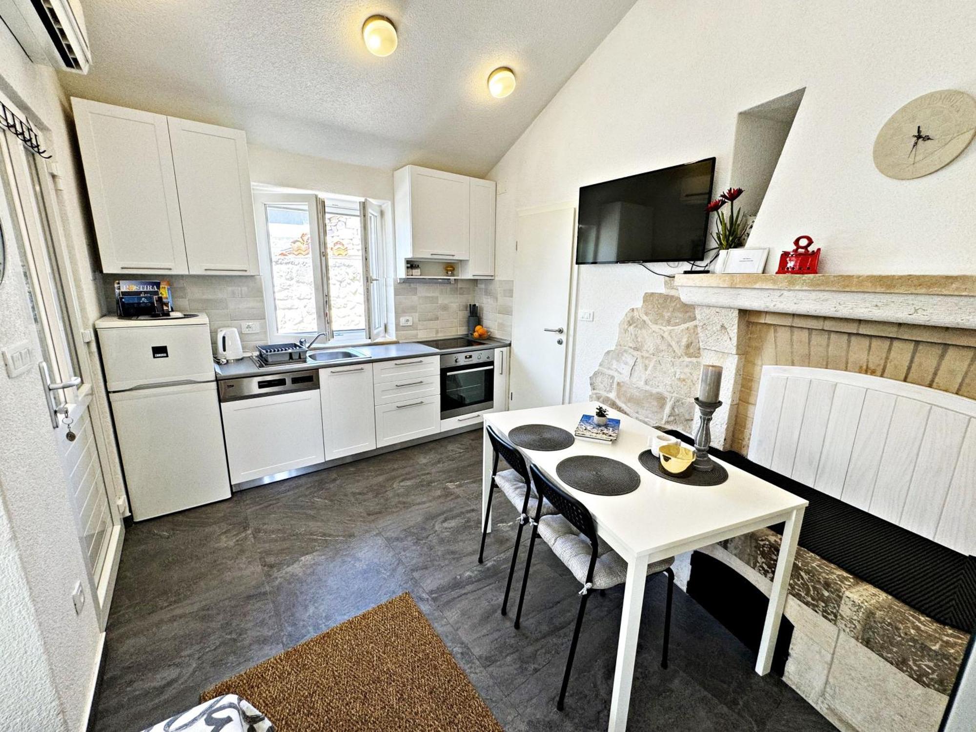 Studio Apartment Matoni Postira Dış mekan fotoğraf